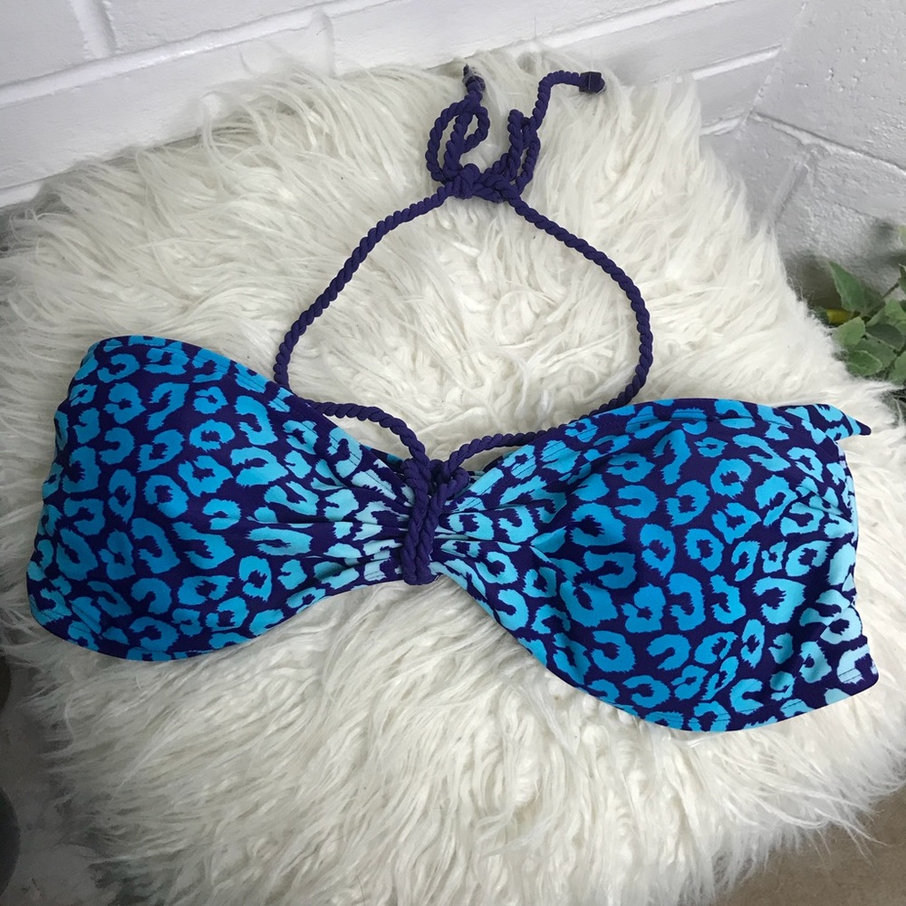 {Gap} Leopard Print Bikini Top